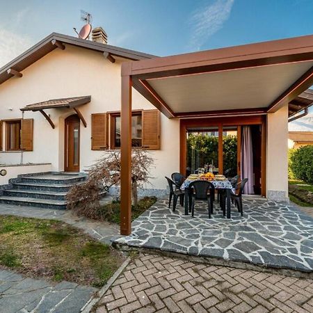 Villa Iris -Pet Friendly Stay - Garden - Private Parking- Bike Friendly Holiday House Колико Екстериор снимка
