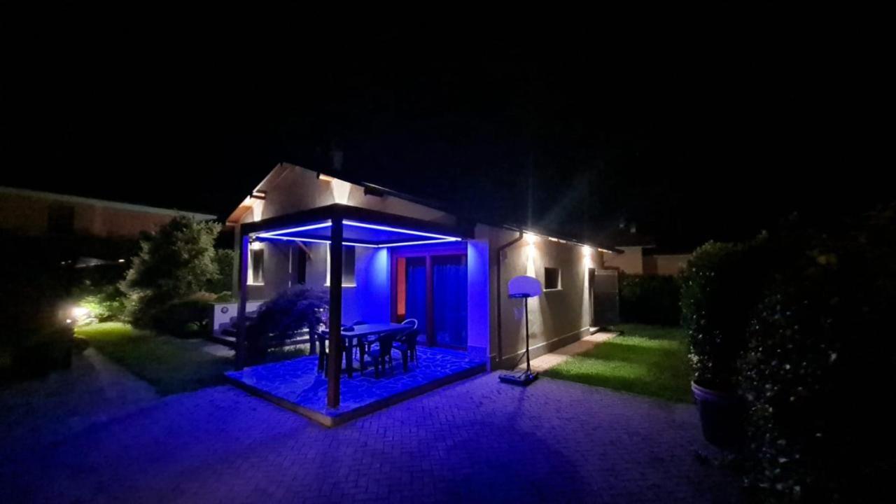 Villa Iris -Pet Friendly Stay - Garden - Private Parking- Bike Friendly Holiday House Колико Екстериор снимка